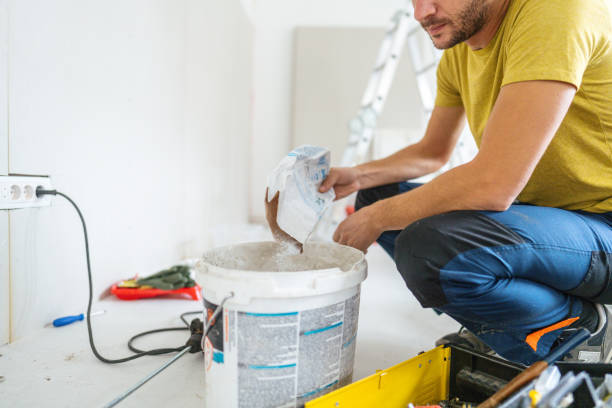 Best Garage Floor Epoxy Painting  in Chisholm, ME